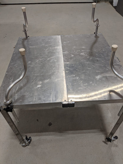 Refurbished Aluminum Suitcase Hoodstand image 0